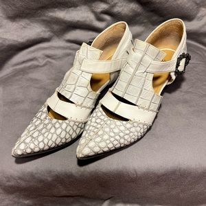 Fluevog white leather faux crocodile skin